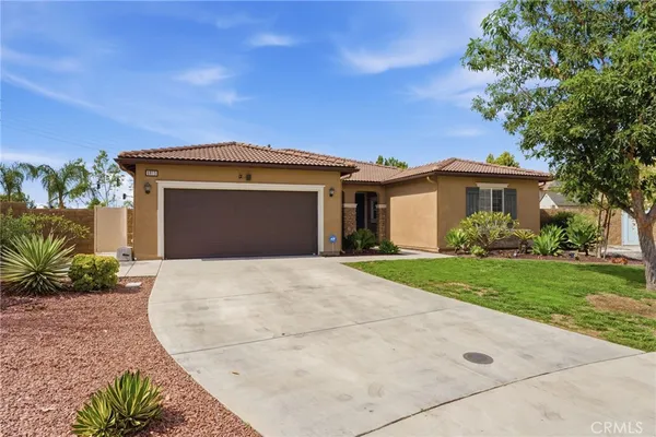 $950,000 | 6815 Riverglen Drive, Eastvale, CA 92880