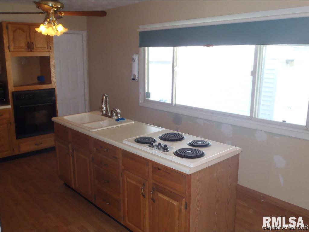 2565 Somerton Road Springfield, IL 62702 - Photo 6 of 16