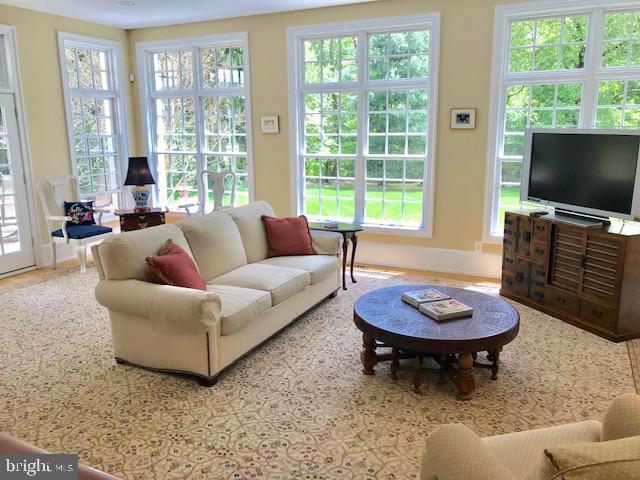 372 Homestead Road Wayne, PA 19087 - Photo 21 of 58