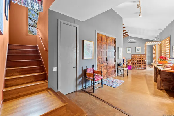 $3,850,000 | 961 Pico, Laredo, TX 78045