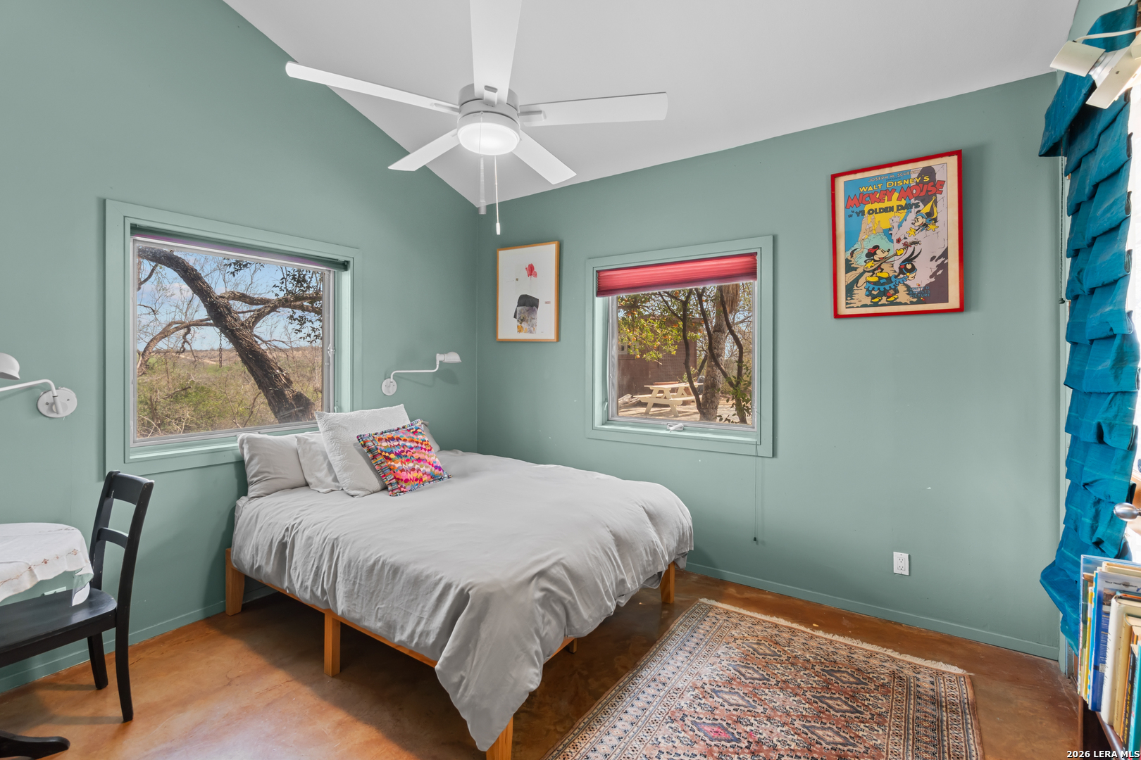 961 Pico Laredo, TX 78045 - Photo 18 of 34