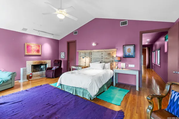 $3,850,000 | 961 Pico, Laredo, TX 78045