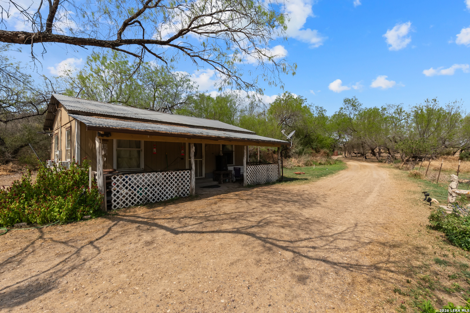961 Pico Laredo, TX 78045 - Photo 30 of 34