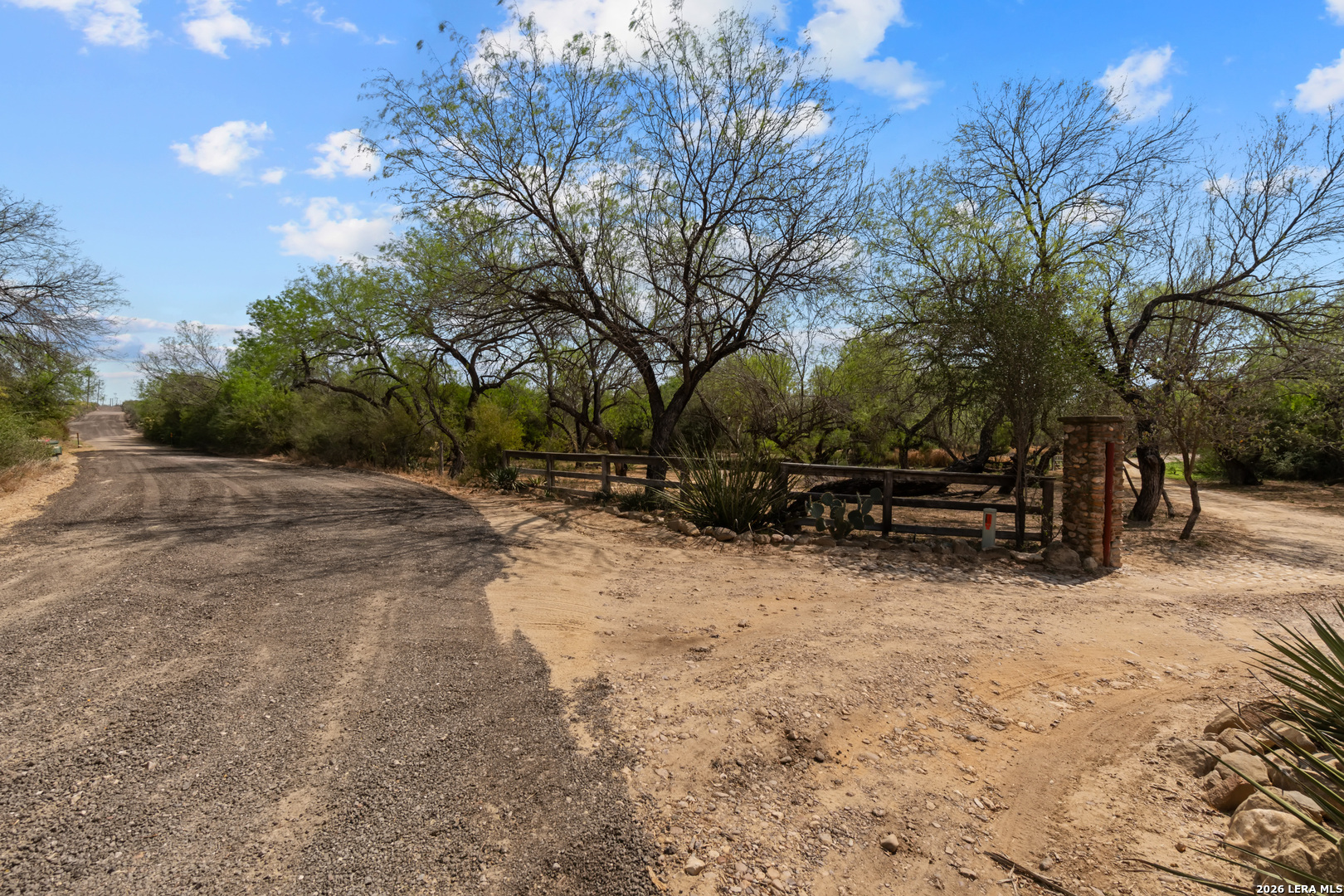 961 Pico Laredo, TX 78045 - Photo 32 of 34