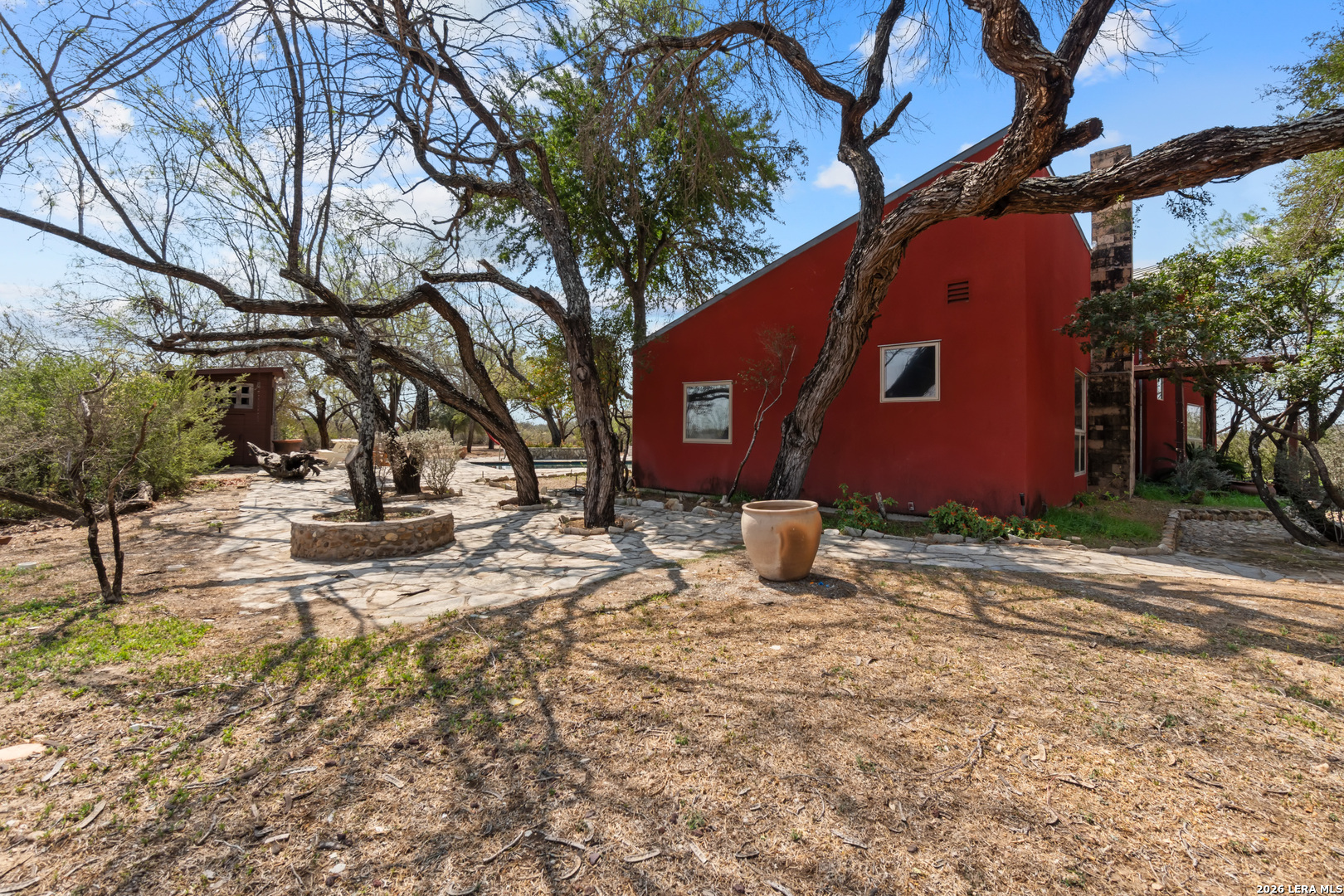 961 Pico Laredo, TX 78045 - Photo 6 of 34
