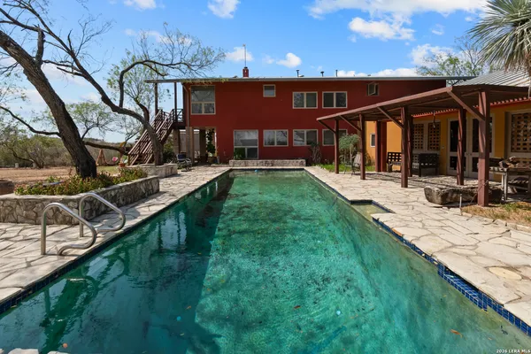 $3,850,000 | 961 Pico, Laredo, TX 78045