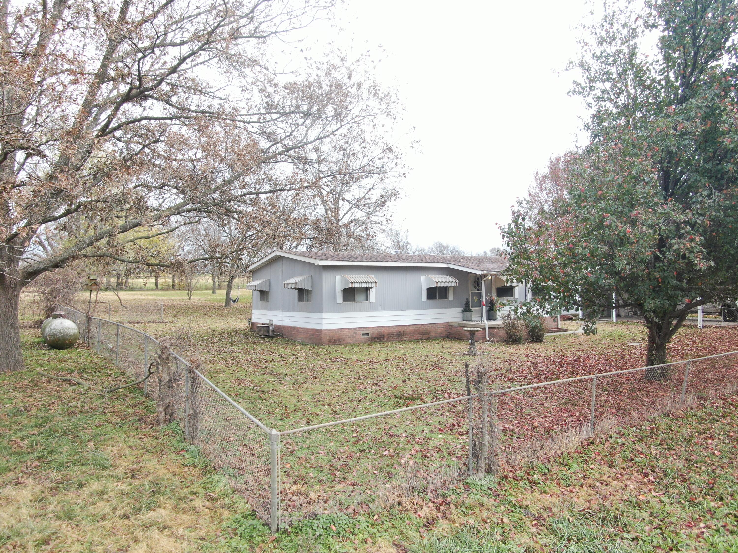 11260 South 600 Road Miami, OK 74354 - Photo 2 of 21 Gallery Image 2