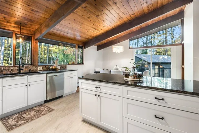 $825,000 | 32 South Bow Road, Bow, NH 03304