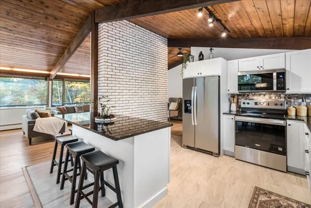 $825,000 | 32 South Bow Road, Bow, NH 03304