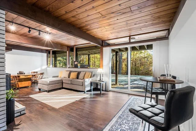 $825,000 | 32 South Bow Road, Bow, NH 03304