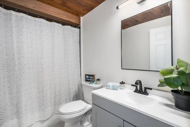 $825,000 | 32 South Bow Road, Bow, NH 03304