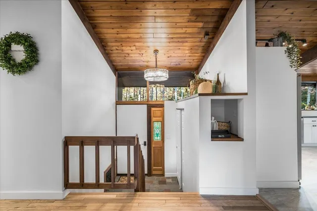 $825,000 | 32 South Bow Road, Bow, NH 03304