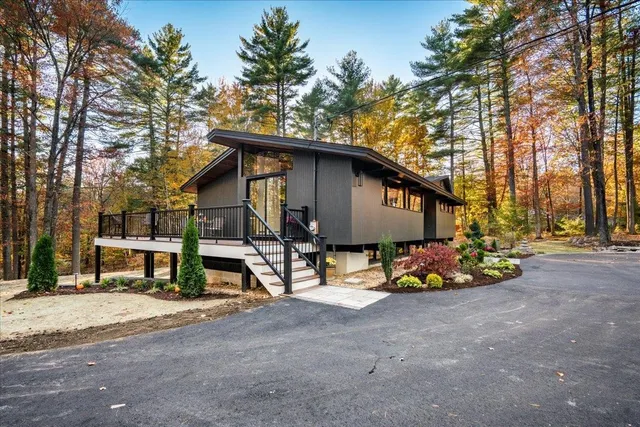 $825,000 | 32 South Bow Road, Bow, NH 03304