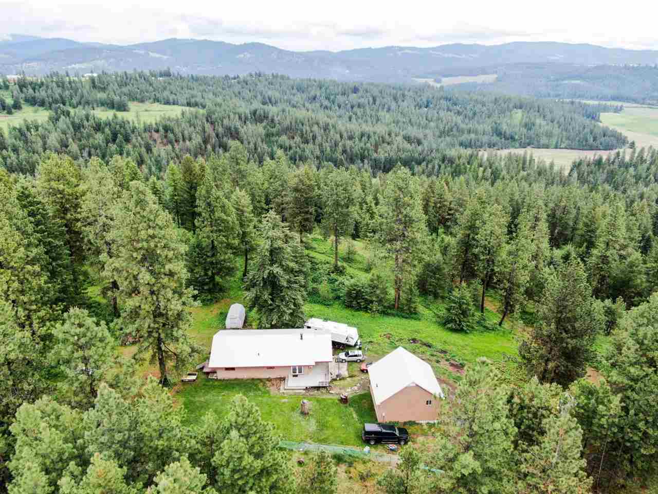 17006 North Sands Road Mead, WA 99021 - Photo 1 of 20