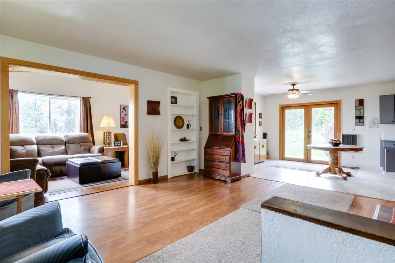 17006 North Sands Road Mead, WA 99021 - Photo 5 of 20