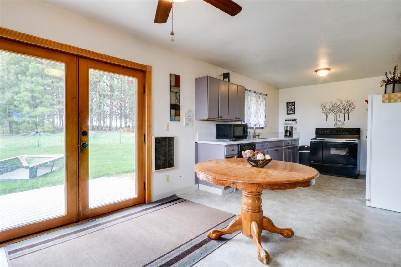 17006 North Sands Road Mead, WA 99021 - Photo 6 of 20