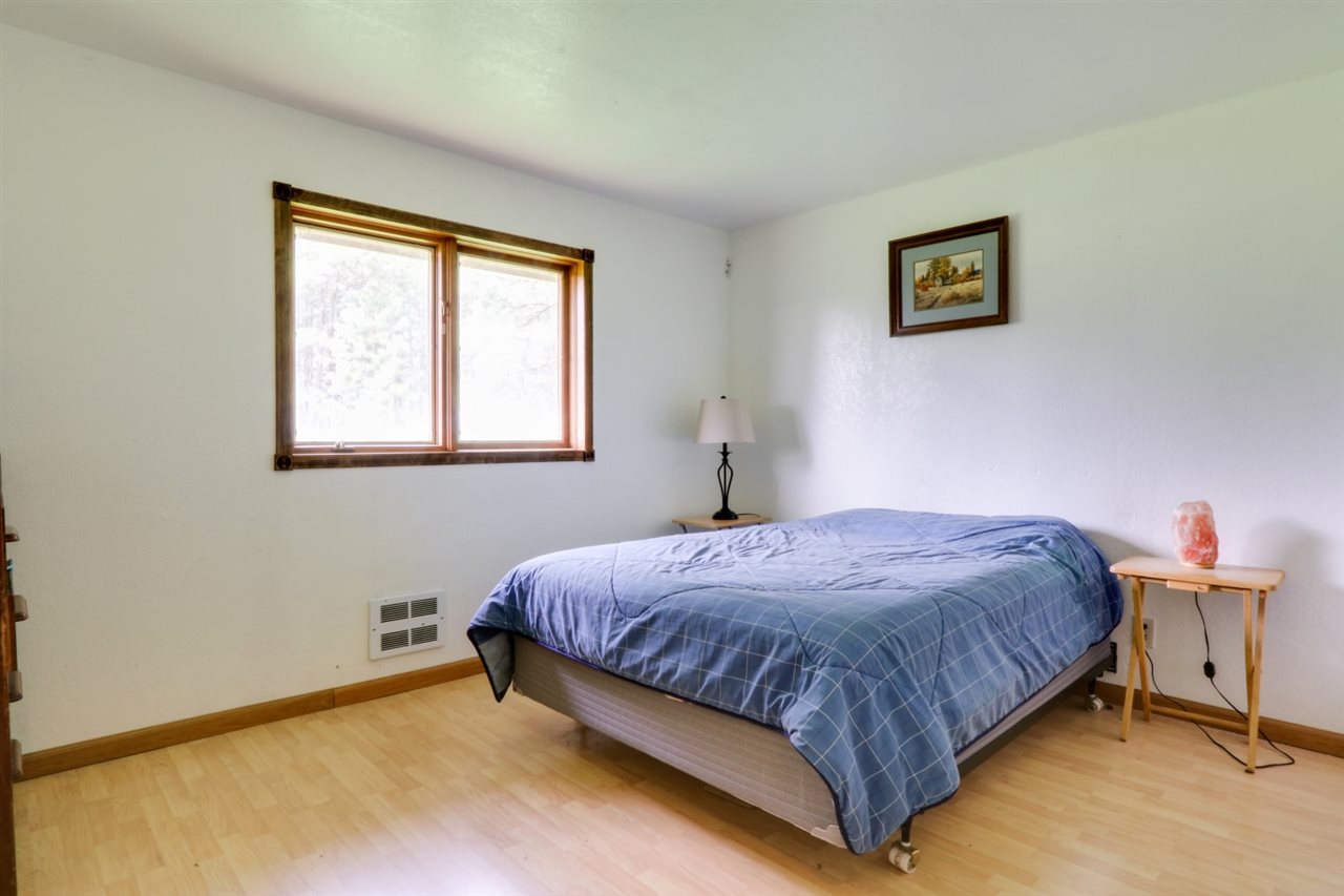 17006 North Sands Road Mead, WA 99021 - Photo 8 of 20