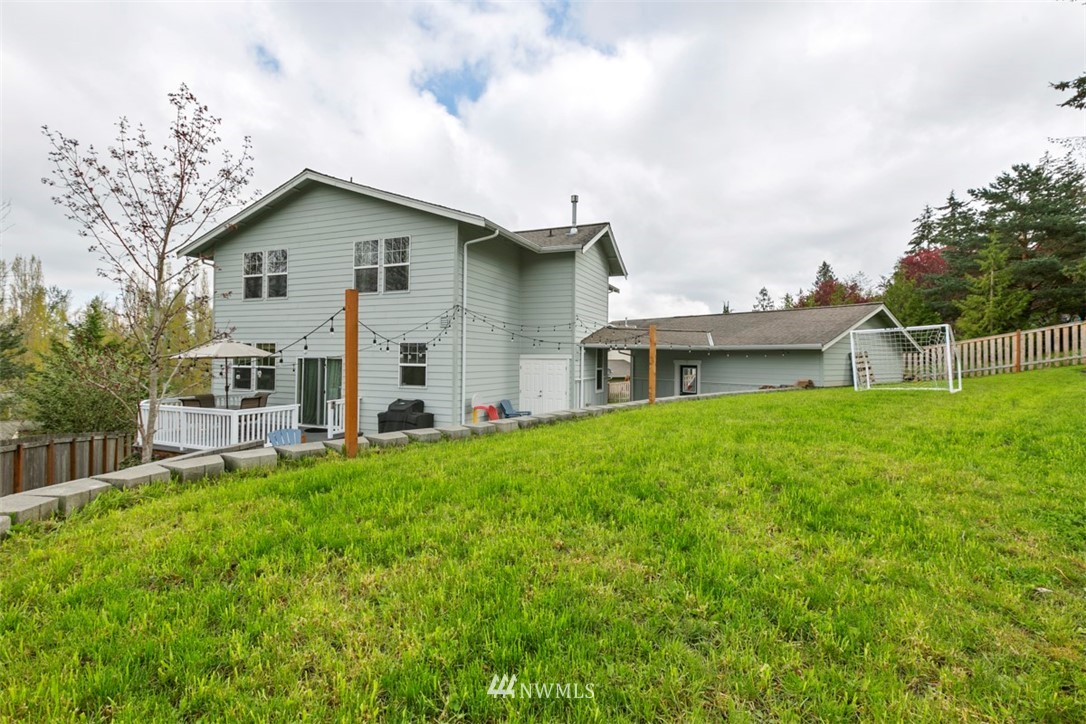 1115 North Waugh Road Mount Vernon, WA 98273 - Photo 2 of 25