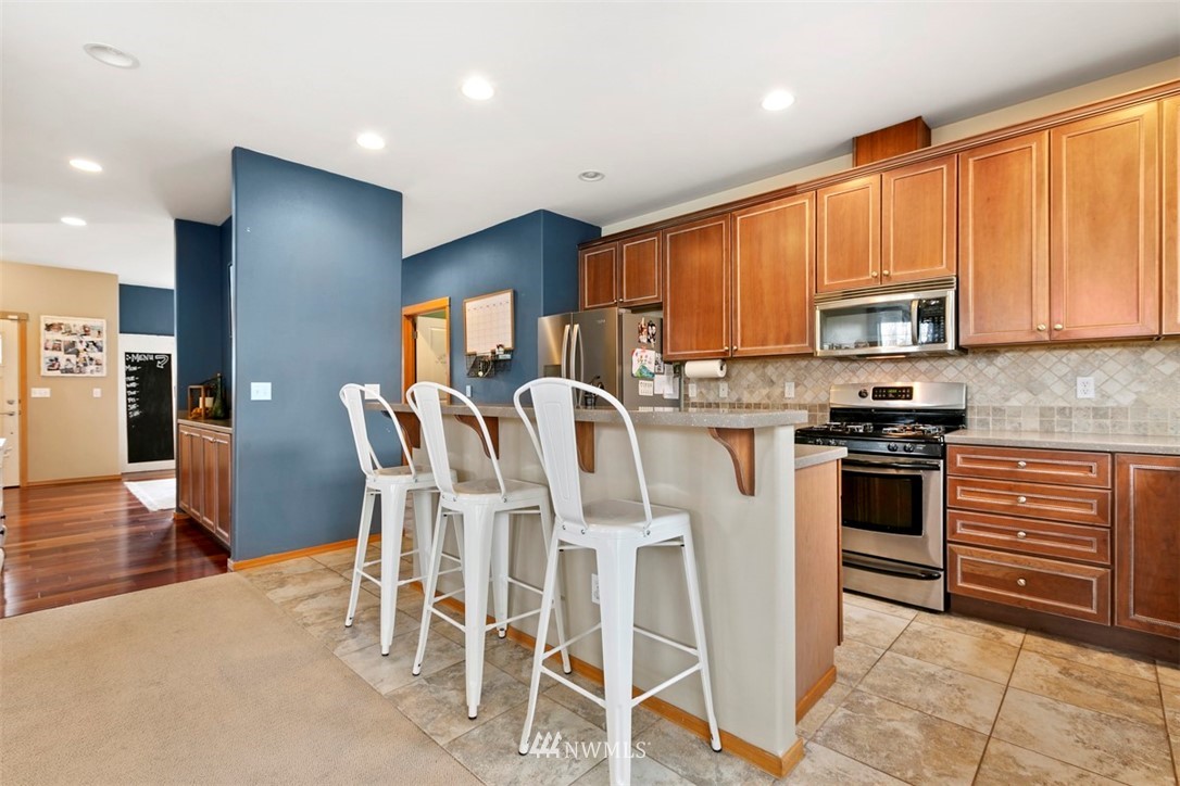 1115 North Waugh Road Mount Vernon, WA 98273 - Photo 4 of 25