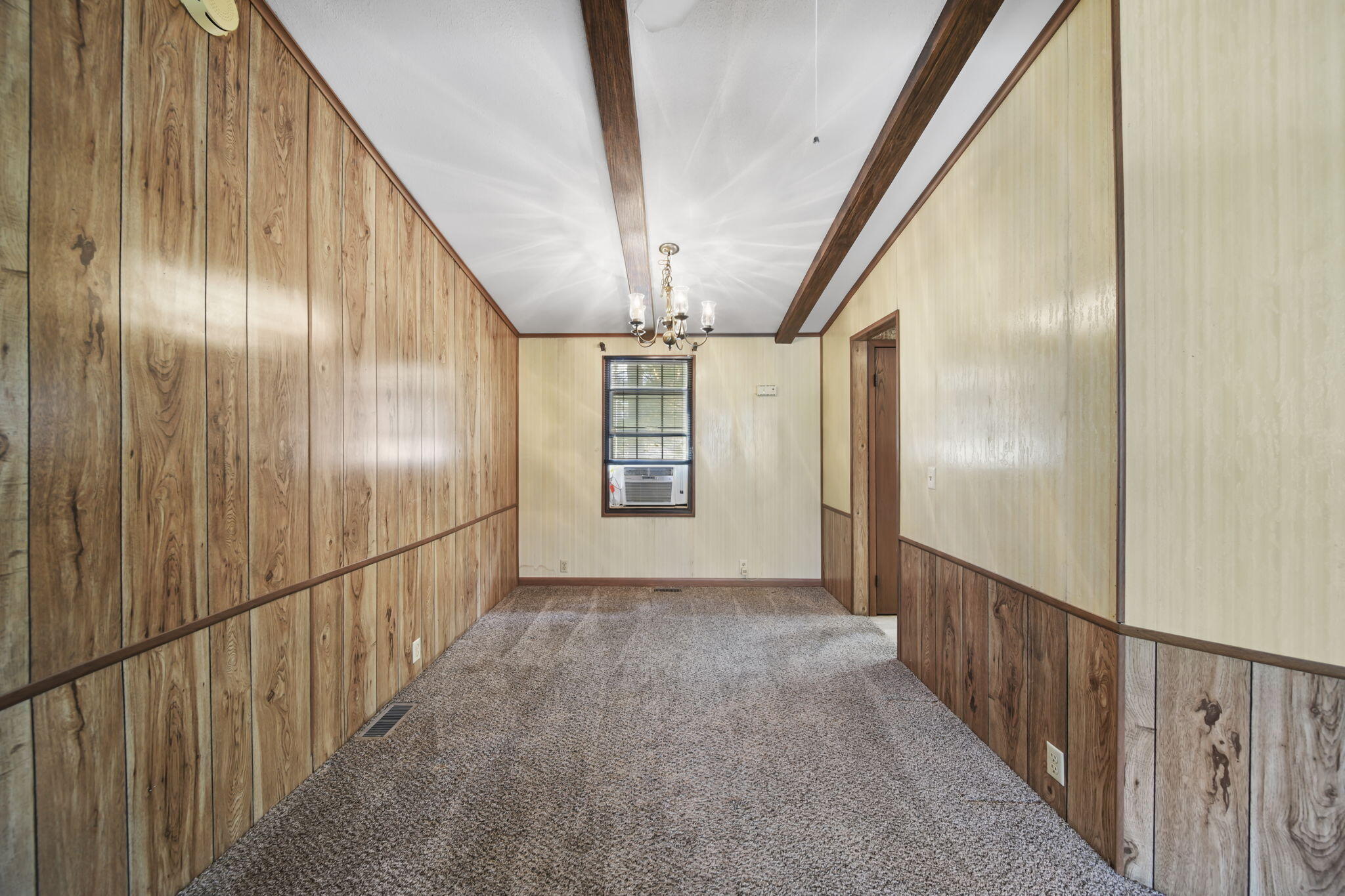 607 Falahee Road Jackson, MI 49203 - Photo 5 of 29 9-web-or-mls-DSC03402