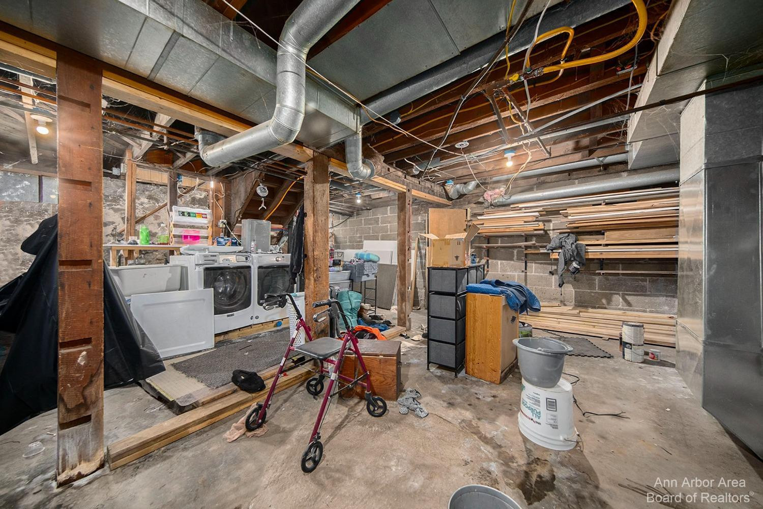 2231 Spring Arbor Road Jackson, MI 49203 - Photo 15 of 16 Photo 15