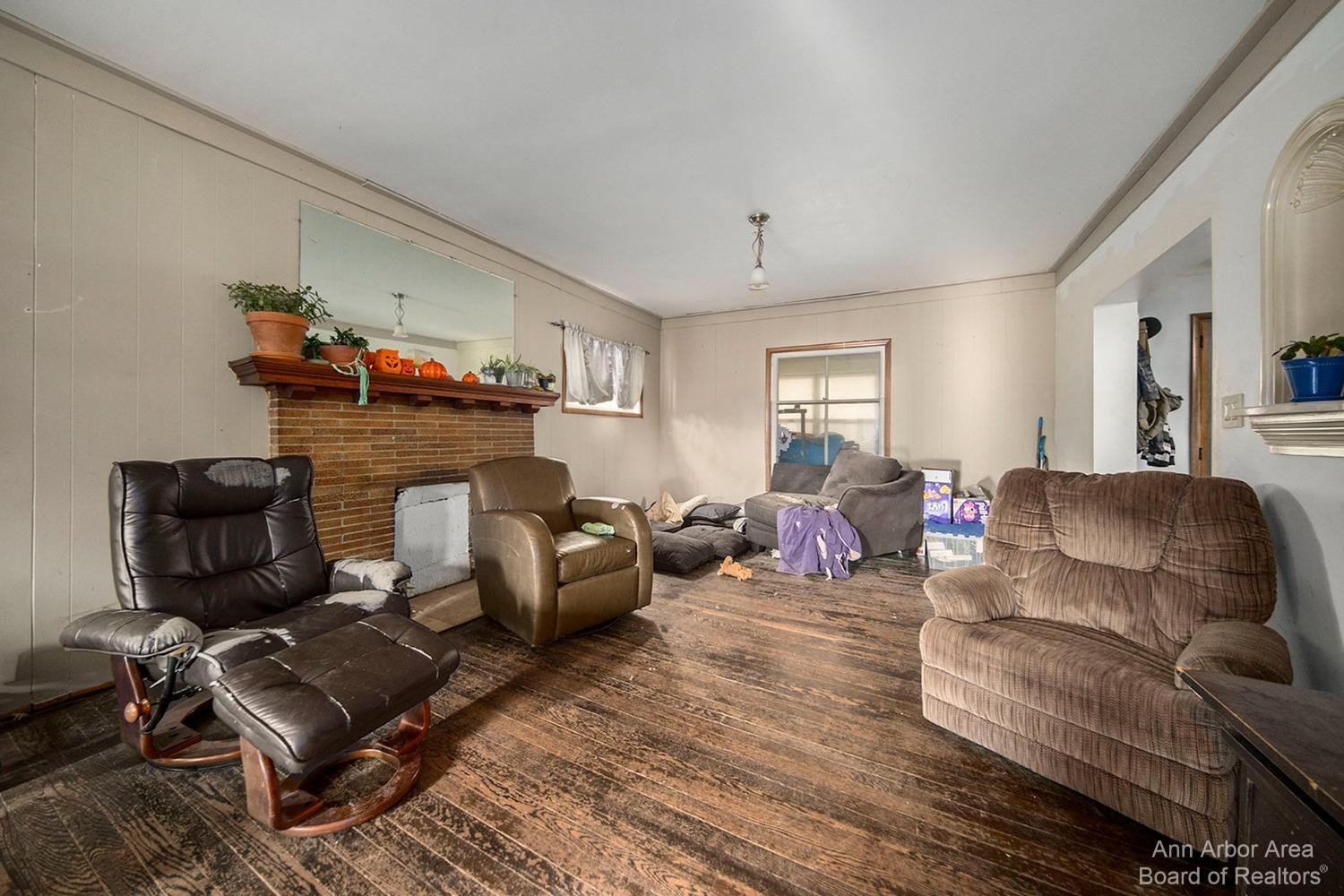 2231 Spring Arbor Road Jackson, MI 49203 - Photo 3 of 16 Photo 3