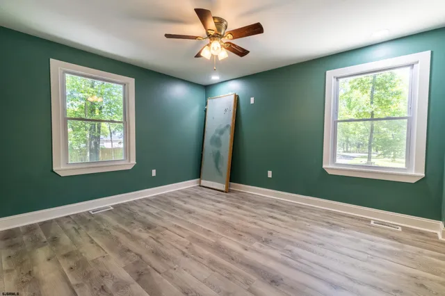 $395,000 | 7415 3rd Avenue, Mays Landing, NJ 08330