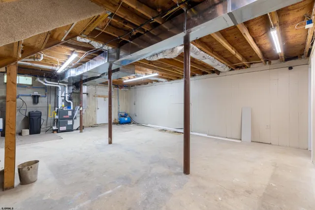 $395,000 | 7415 3rd Avenue, Mays Landing, NJ 08330