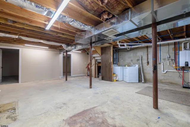 $395,000 | 7415 3rd Avenue, Mays Landing, NJ 08330