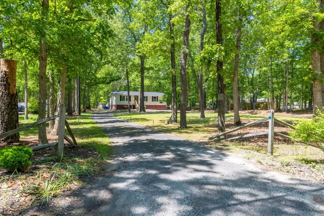 $395,000 | 7415 3rd Avenue, Mays Landing, NJ 08330