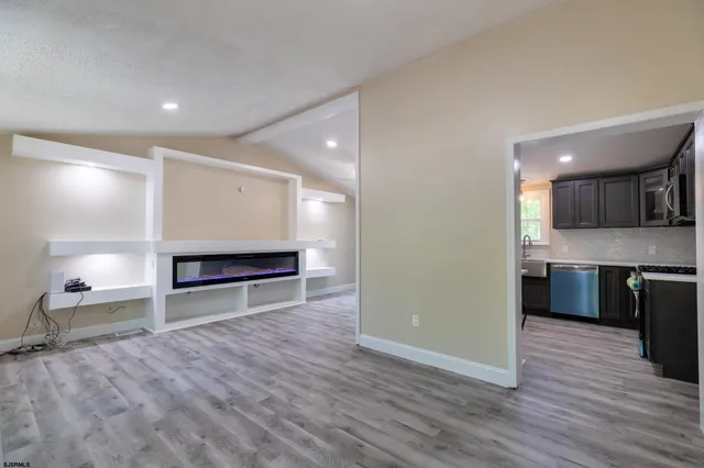 $395,000 | 7415 3rd Avenue, Mays Landing, NJ 08330