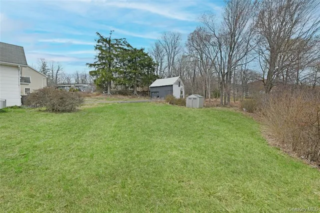 a view of outdoor space