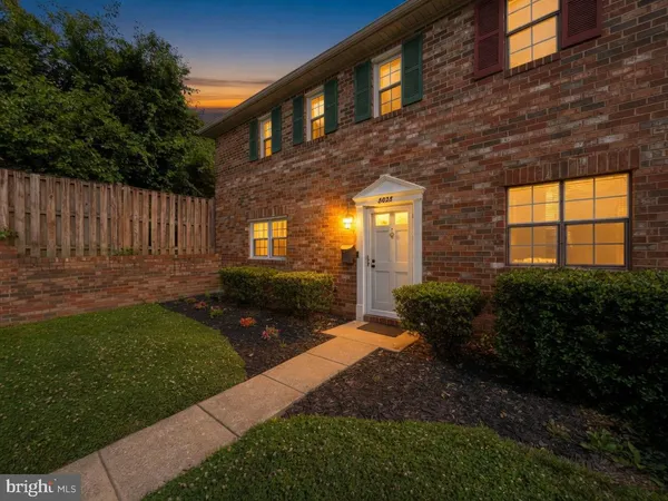 $339,999 | 8028 Sandy Spring Road, Laurel, MD 20707