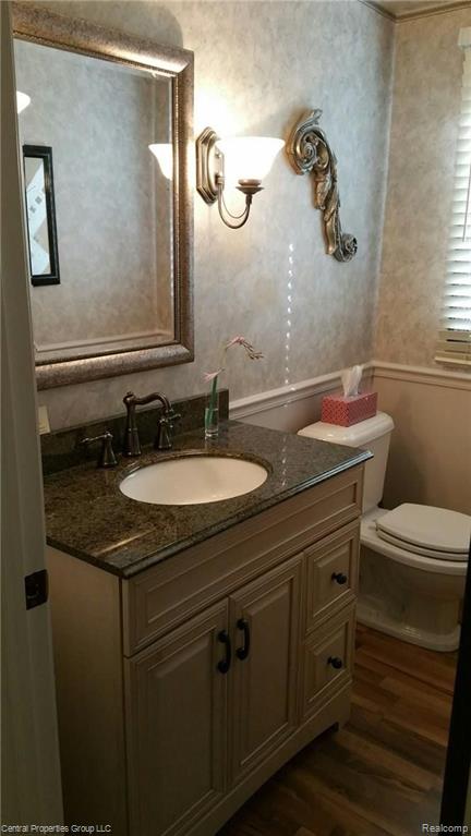 25263 Branchaster Road Farmington Hills, MI 48336 - Photo 13 of 30