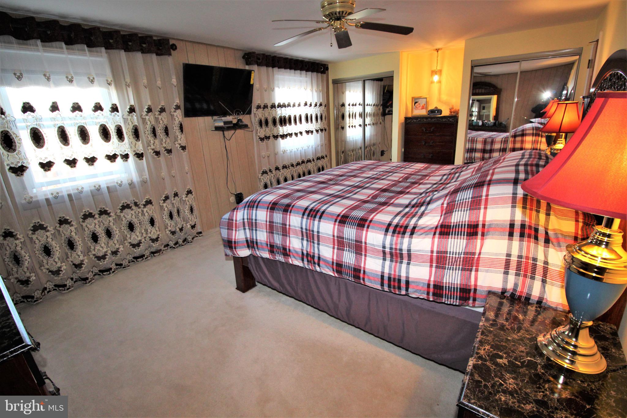 12117 Covert Road Philadelphia, PA 19154 - Photo 16 of 24 Master bedroom