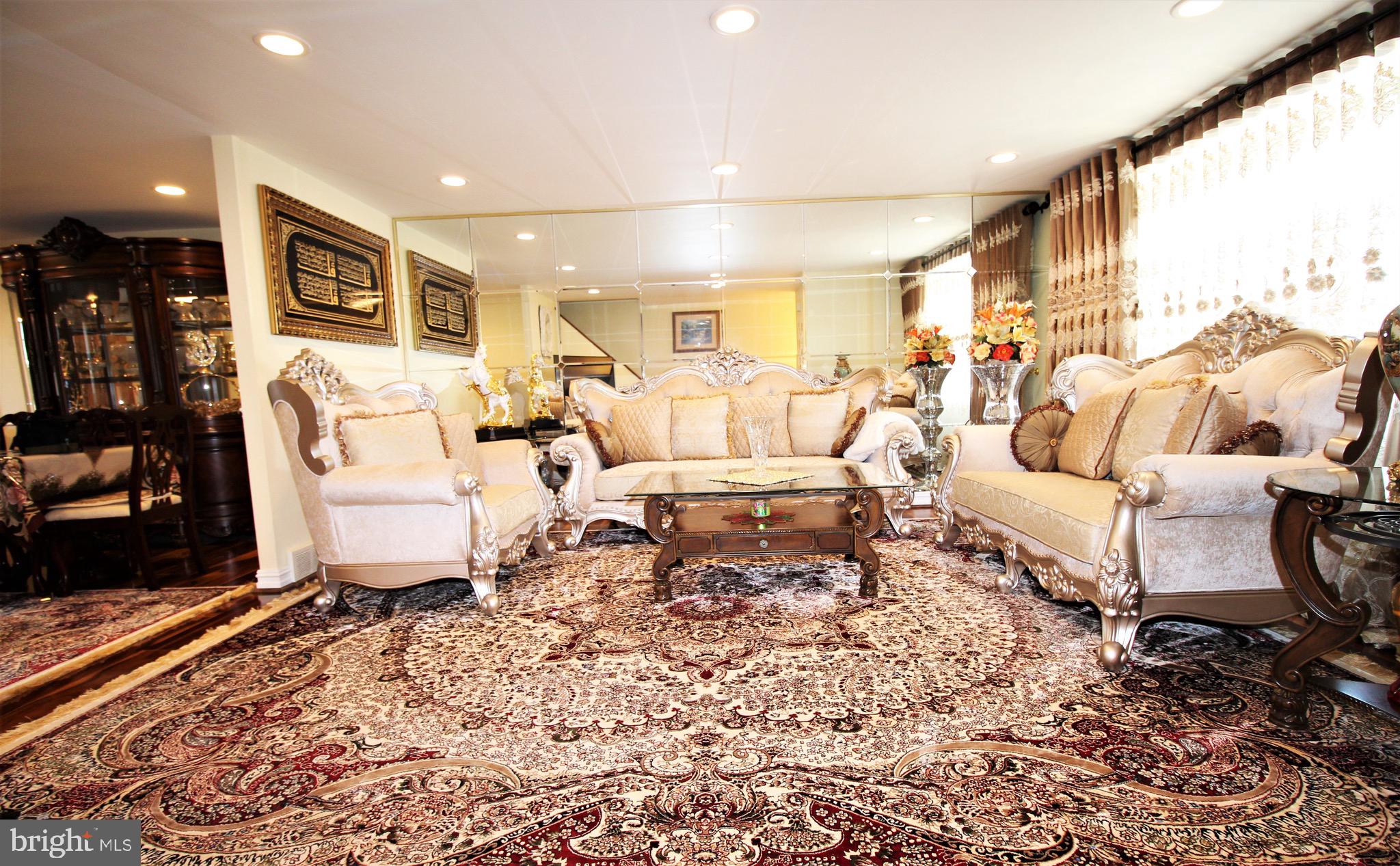 12117 Covert Road Philadelphia, PA 19154 - Photo 5 of 24 Gallery Image 5