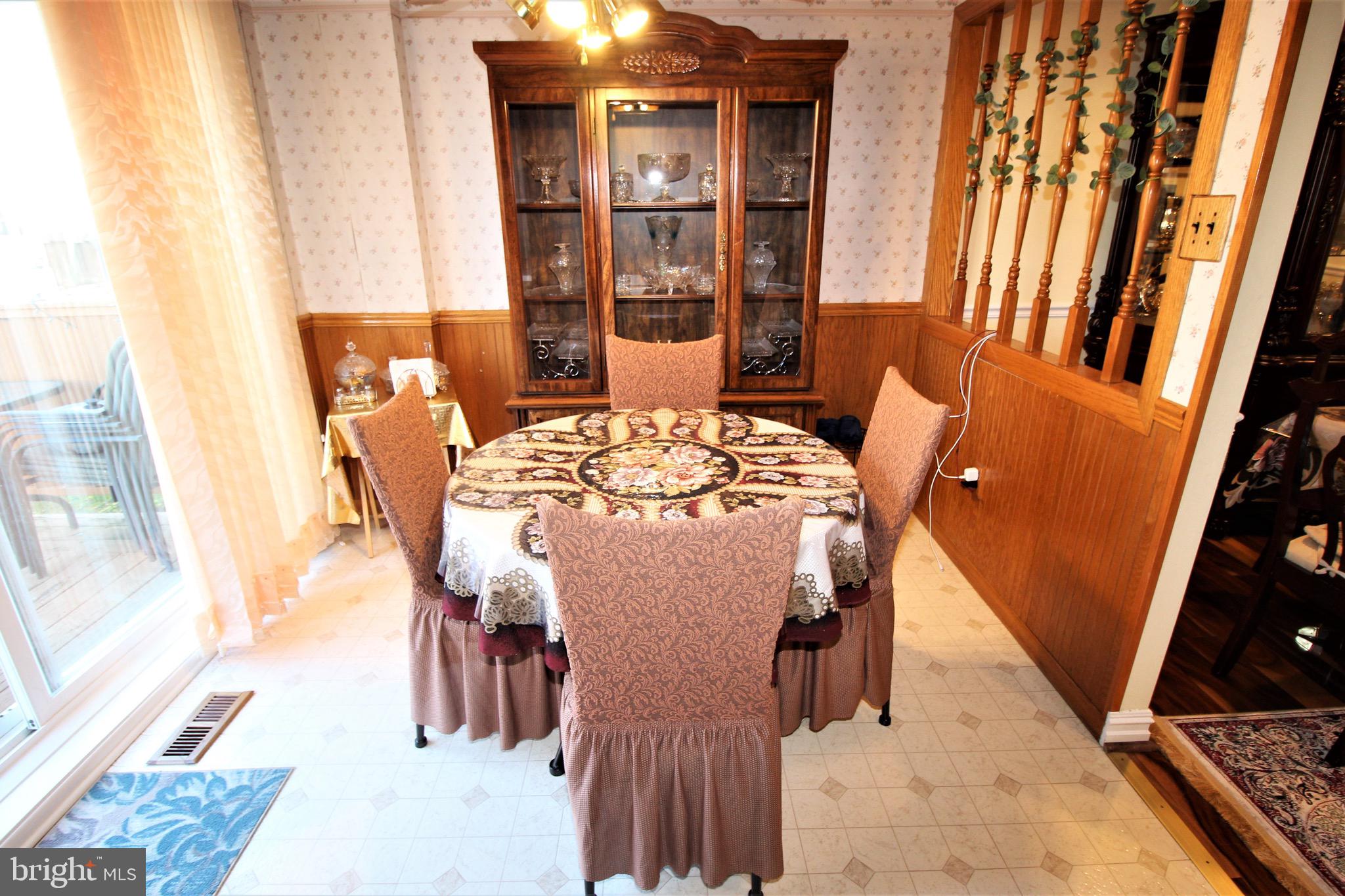 12117 Covert Road Philadelphia, PA 19154 - Photo 9 of 24 Gallery Image 9