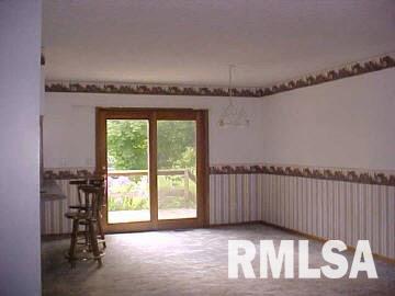 6549 Mace Road Thompsonville, IL 62890 - Photo 4 of 12