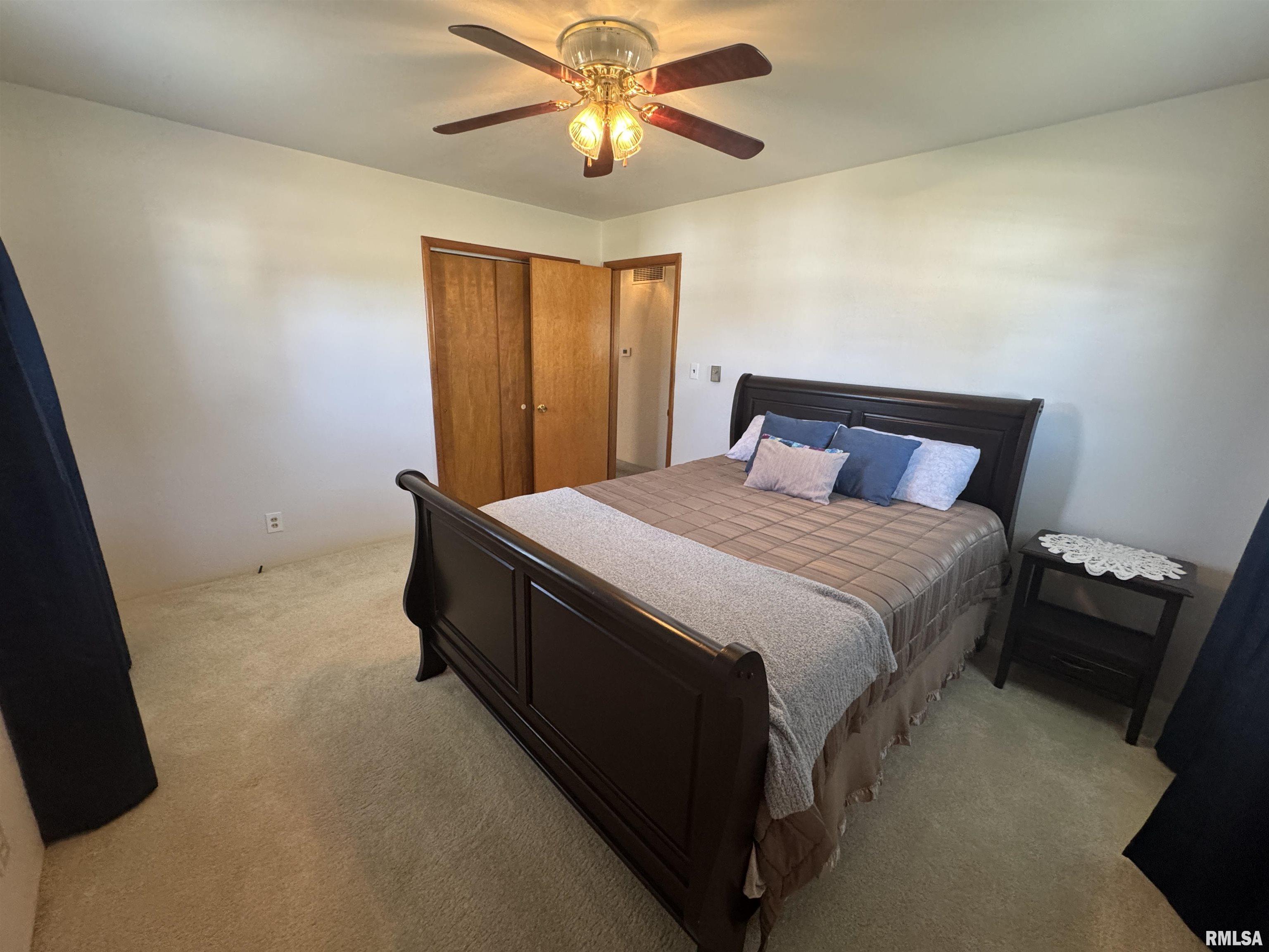 960 Barbee Avenue Louisville, IL 62858 - Photo 18 of 51