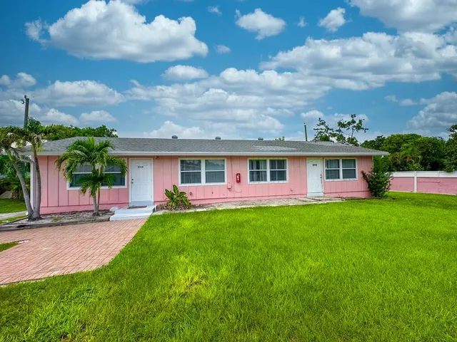 $1,800 | 2719 Richard Road, West Palm Beach, FL 33403