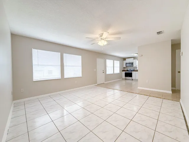 $1,800 | 2719 Richard Road, West Palm Beach, FL 33403