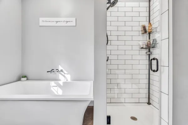 $699,900 | 81 Fowler Road, Hampden, ME 04444