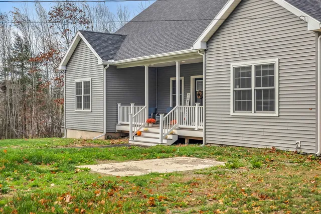 $799,900 | 81 Fowler Road, Hampden, ME 04444