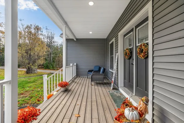 $699,900 | 81 Fowler Road, Hampden, ME 04444