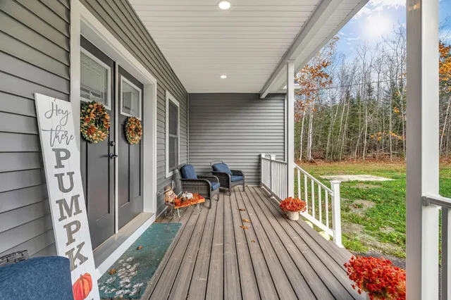 $799,900 | 81 Fowler Road, Hampden, ME 04444