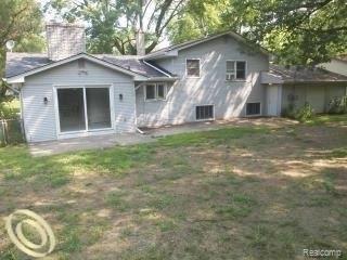 197 Ruppert Street Commerce Township, MI 48382 - Photo 2 of 24 Large back yard.jpg
