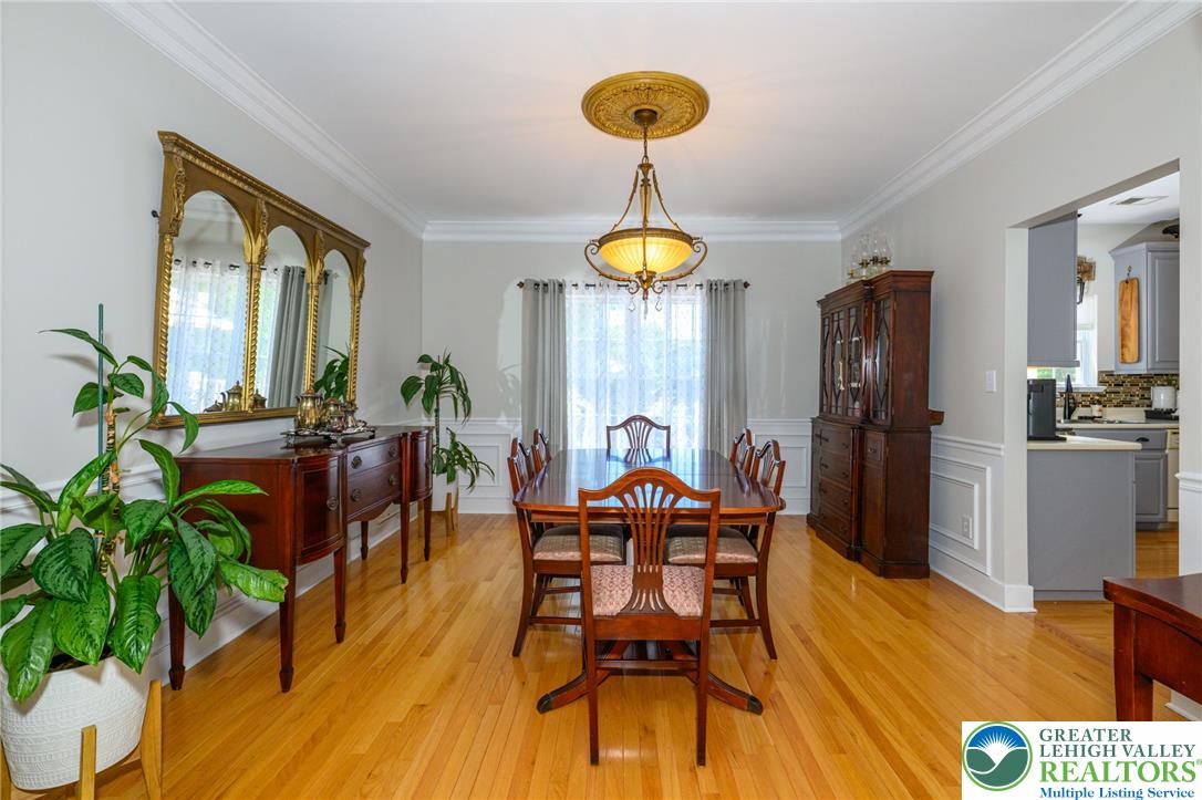 5331 Greenbriar Drive Bethlehem, PA 18017 - Photo 8 of 58