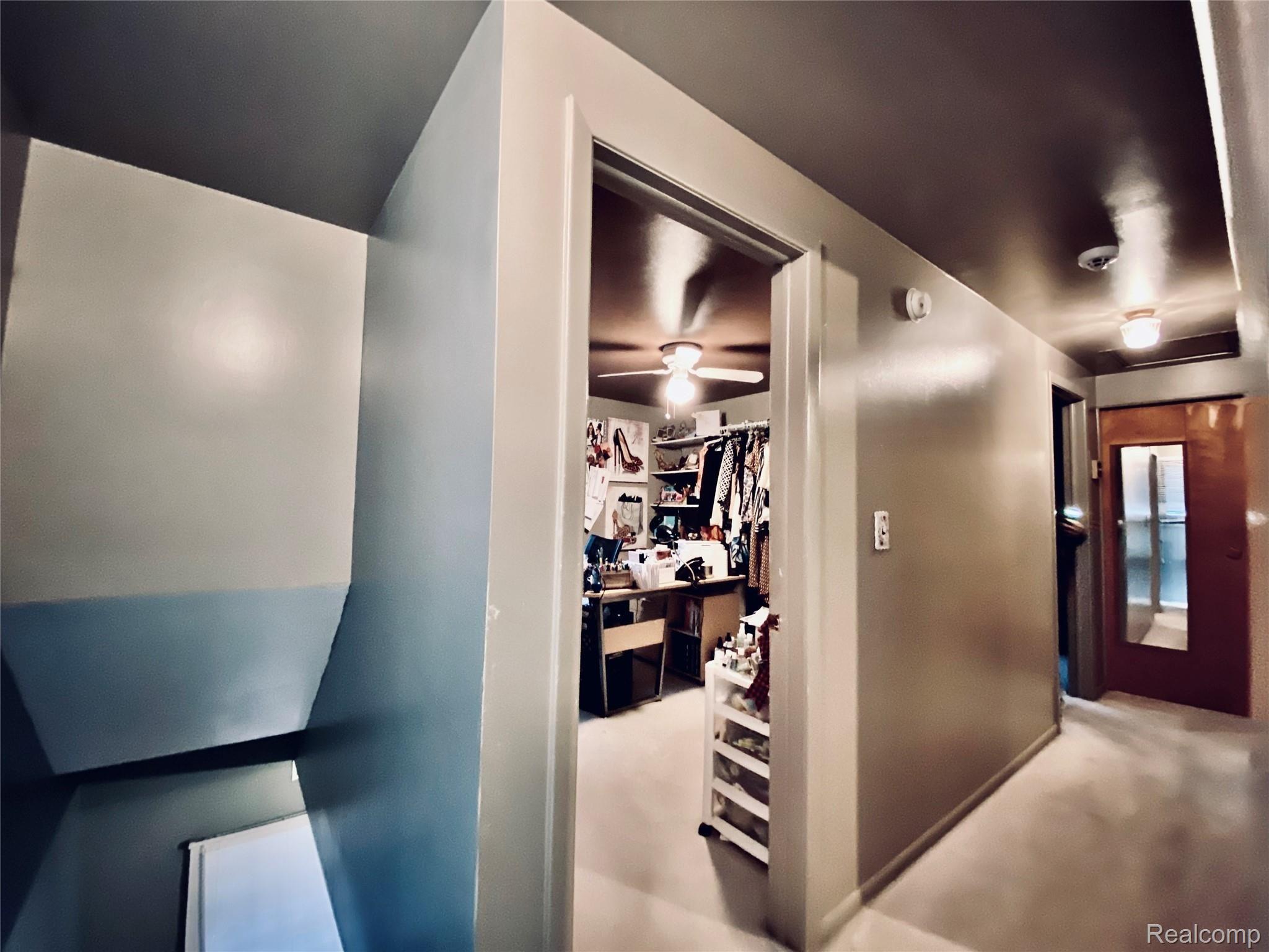 18484 Davidson Road Fraser, MI 48026 - Photo 26 of 45 Hallway to Office.JPG