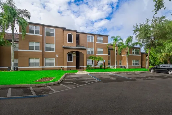 $1,450 | 4504 Commander Drive, Unit 1828, Orlando, FL 32822