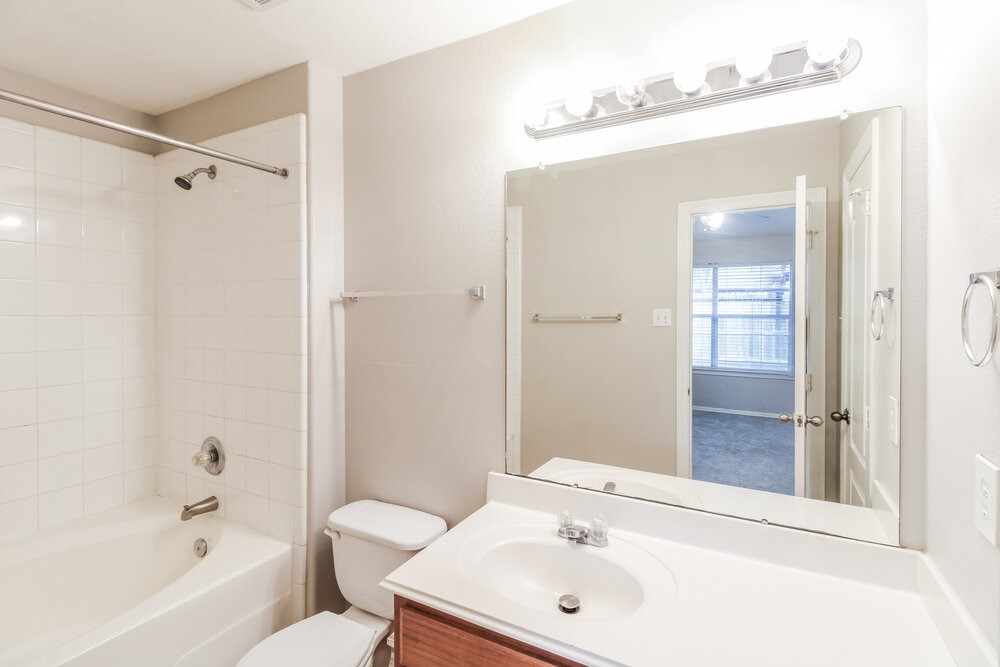 24227 Silver Maple Drive Houston, TX 77336 - Photo 10 of 16